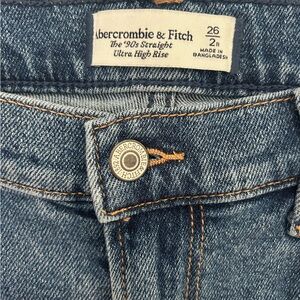 Abercrombie & Fitch Ultra High Rise Jeans